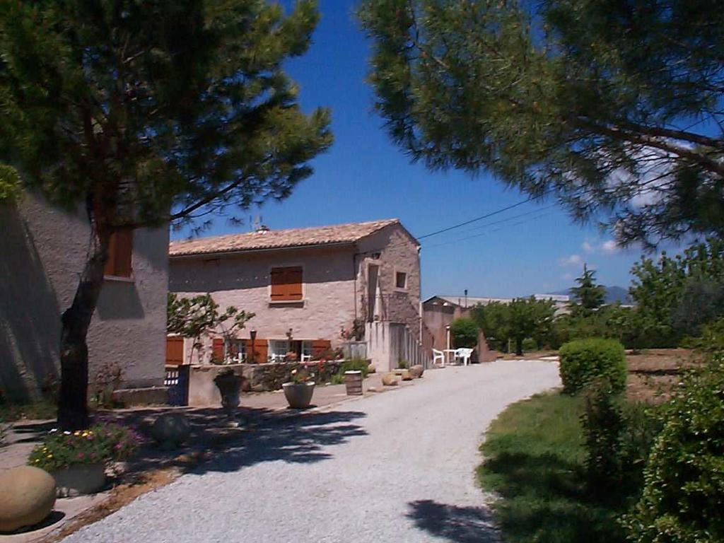 Mas Du Prescondu Villa Mirabel-aux-Baronnies Exteriör bild